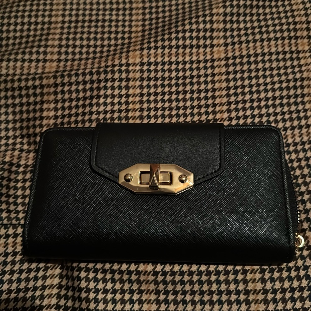 Fashion Wallet with Vegan Leather